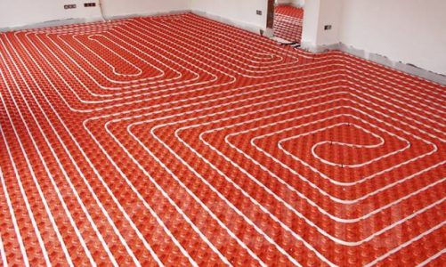 Залить теплый пол в частном доме цена за работу