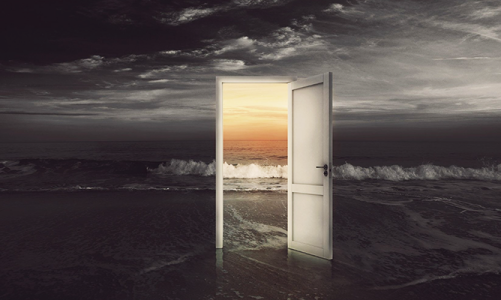 Когда господь закрывает дверь он открывает окно