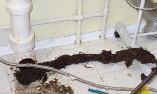 Кто прочищает канализацию в частном доме