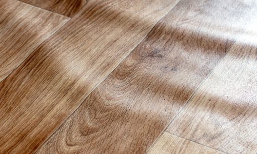 Почему линолеум пошел волнами после укладки